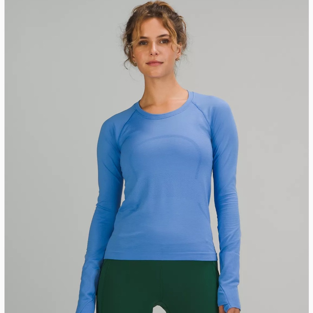 Lululemon Swiftly Tech Long-Sleeve Shirt 2.0
Race Length - Light Blue, Size 4